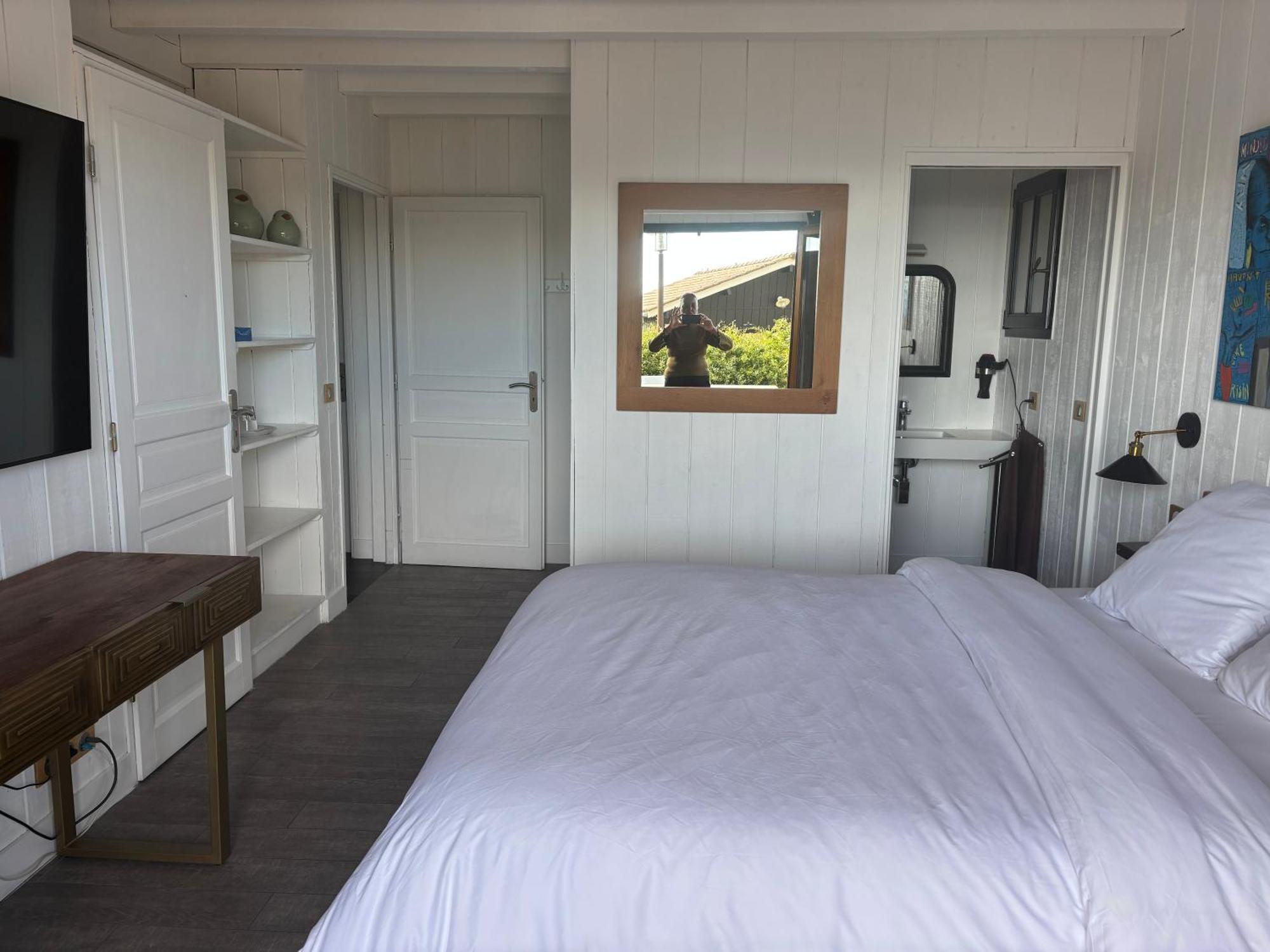 Chambre D'Hotes - Village Petit Piquey Lège-Cap-Ferret Rum bild